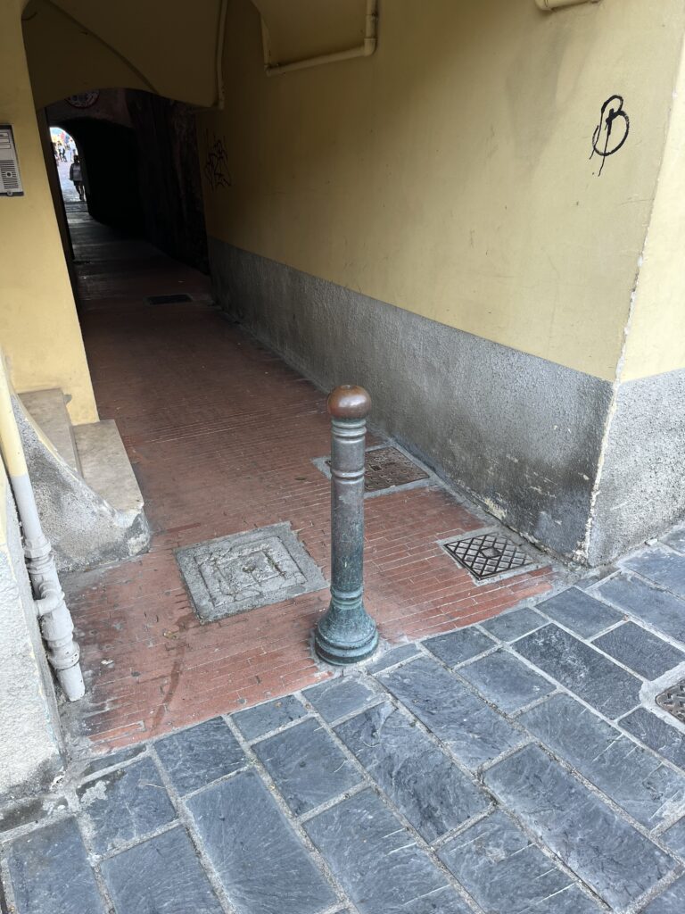 Vicolo Laigueglia